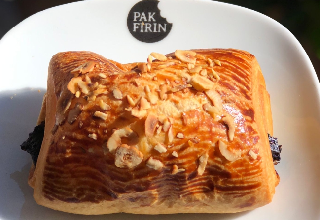 Çikolatalı Kruvasan  