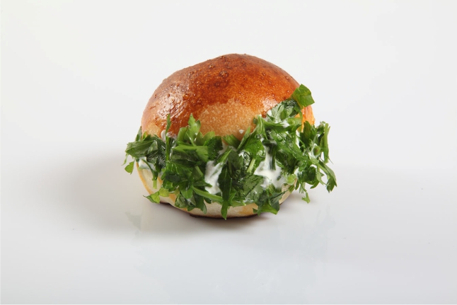 Sakallı Maydanozlu Sandviç  